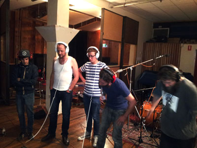Image of Billygoat and the Mongrels singing